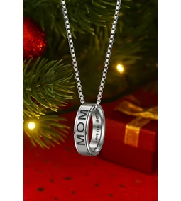 Acél ékszerek nőknek karácsonyra – ragyogás, ami nem múlik el