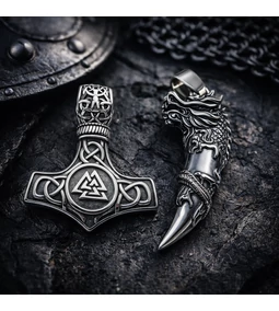 Acél medálok – erőt és stílust sugárzó férfi ékszerek