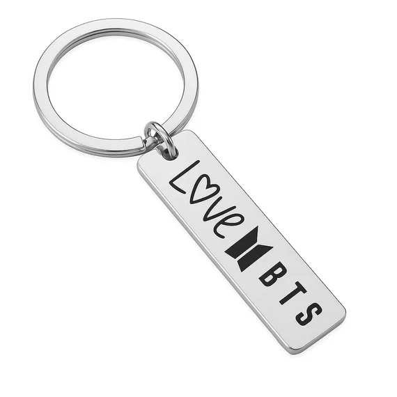 Love BTS acél kulcstartó – Stílusos kiegészítő K-pop rajongóknak