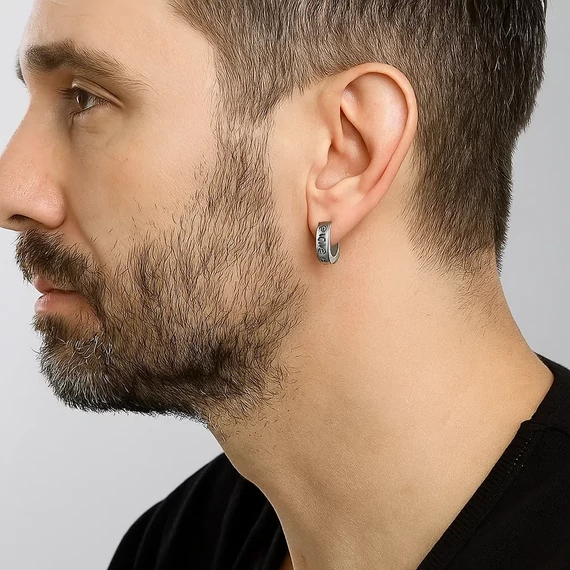 Acél viking fülbevaló Rúna fülben