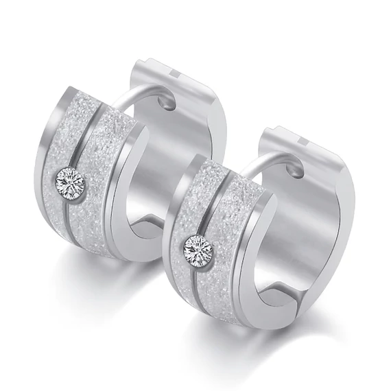 Acél fülbevaló csíkos köves